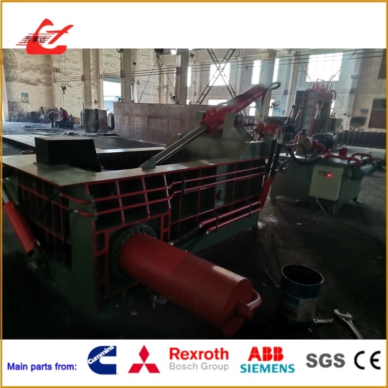 Large Scrap Metal Press Machine 3150KN For Automobile Recycling Facilities