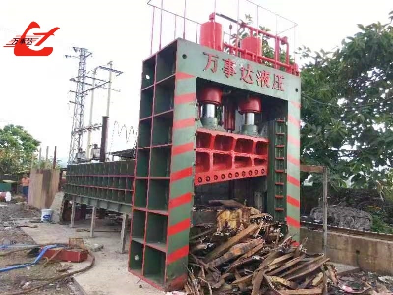 Practical 630ton Heavy Scrap Cutting Machine 45KW*5 For Daily Recycling Operations
