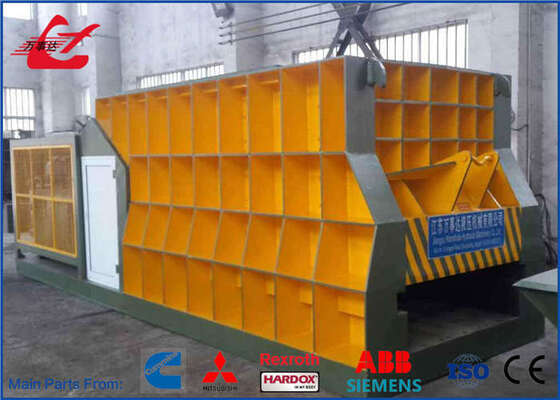 84KW Hydraulische Container Schroot Schaar 4000kN Voor Zwaar Ferro Schroot Recycling